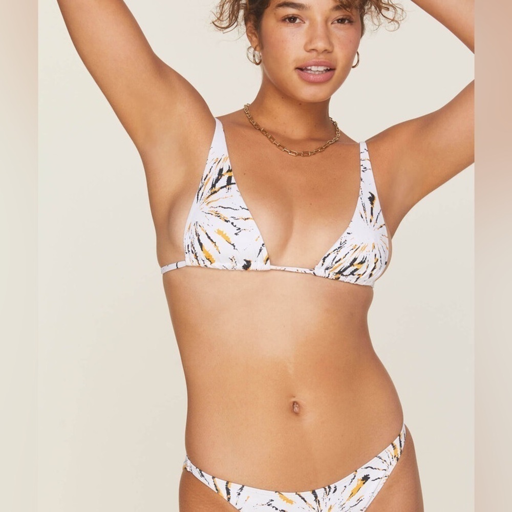 NWT Andie X Demi Moore Tropaz String Bikini Top in White Firecracker Print Large